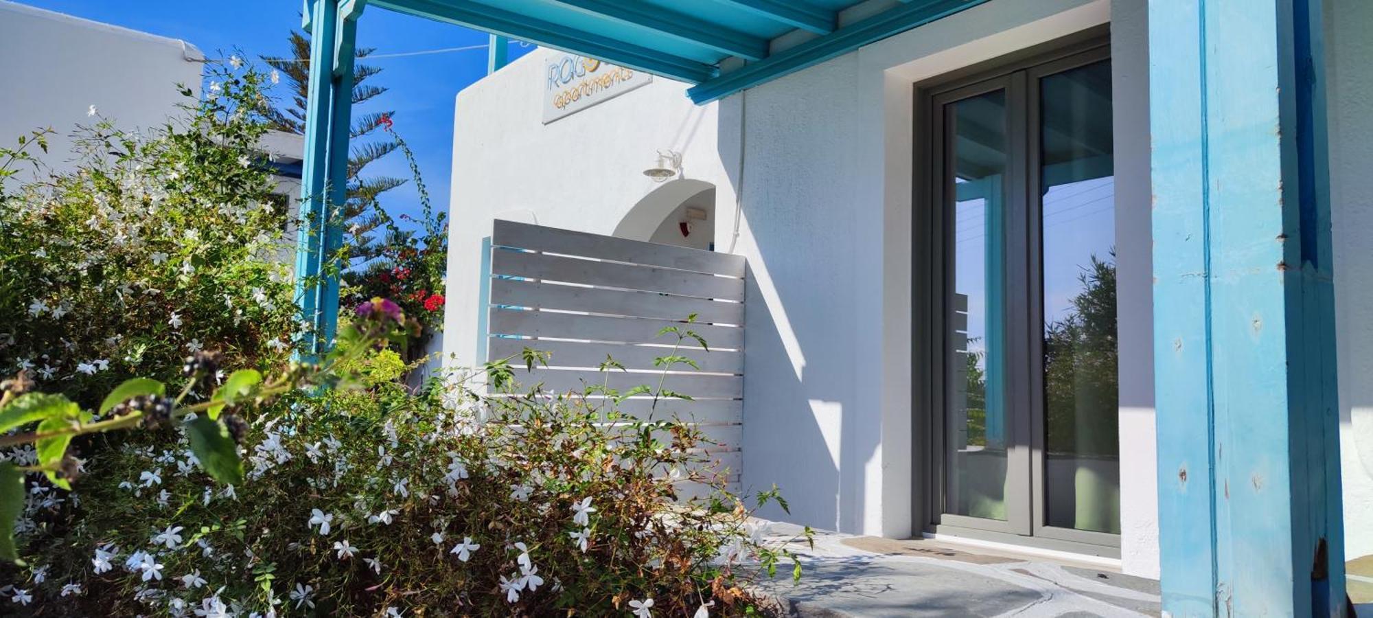 Ragousis Apartments Parikia  Exterior photo